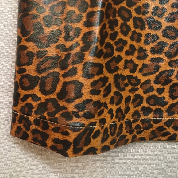 NWT Umgee Animal Leopard Print Skirt - Picture 4 of 11